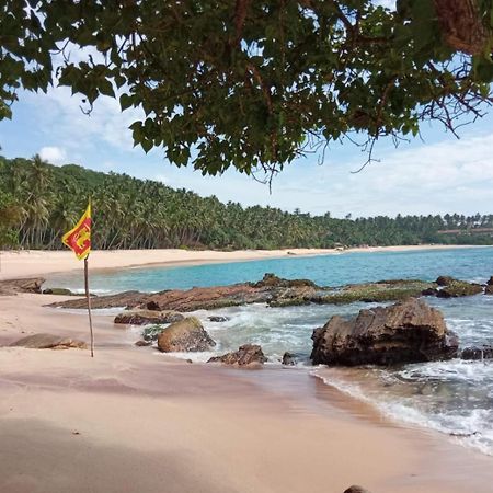 Jaya Home Stay Тангалла Экстерьер фото